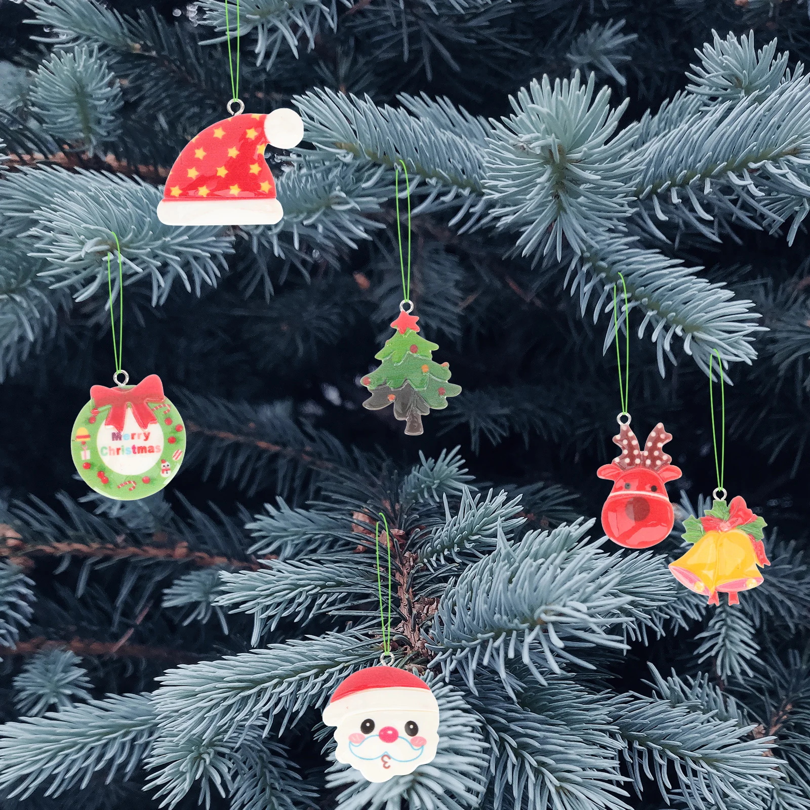 

18 Pcs Christmas Tree Decorations Hanging Pendants Rotatable Jewelry Crafting Charms Accessories Resin DIY