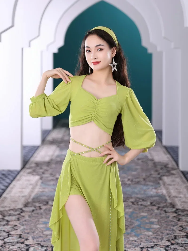 ชุดกระโปรงสไตล์ศาลฝรั่งเศสสำหรับเต้นระบำหน้าท้องใหม่ชุดเครื่องแบบฝึกซ้อมเต้นแบบตะวันออกแบบกลุ่ม