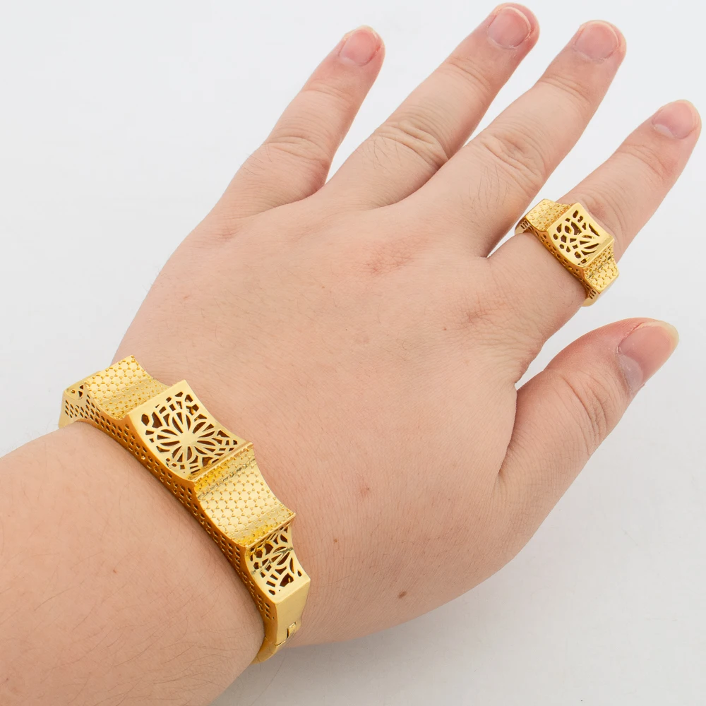 Women African 18k Gold Color Jewelry Set Pendant Necklace Drop Earrings Elegant Ladies Bangle Ring Set for Party Fashion Bangles