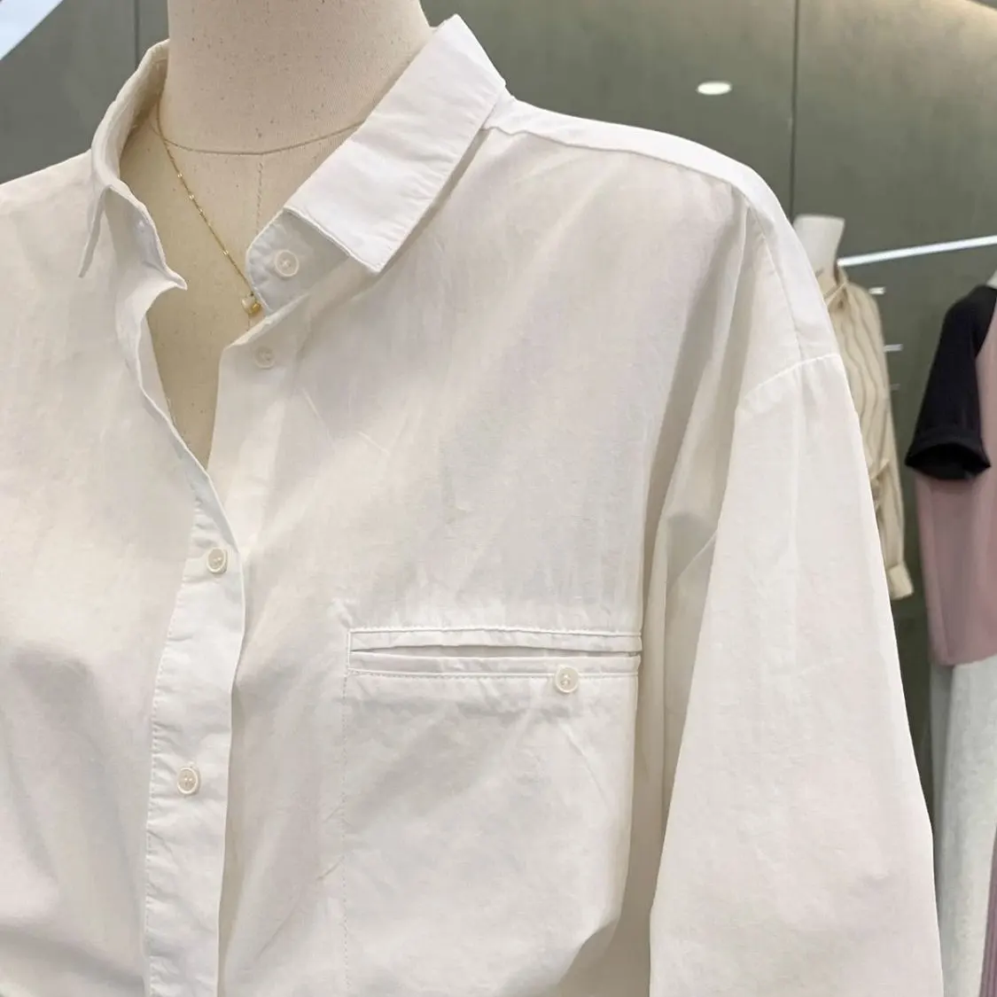 Chemise longue simple et élégante de style coréen pour femme, automne 2025, superposition, col ample, polyvalente, chemise jaet