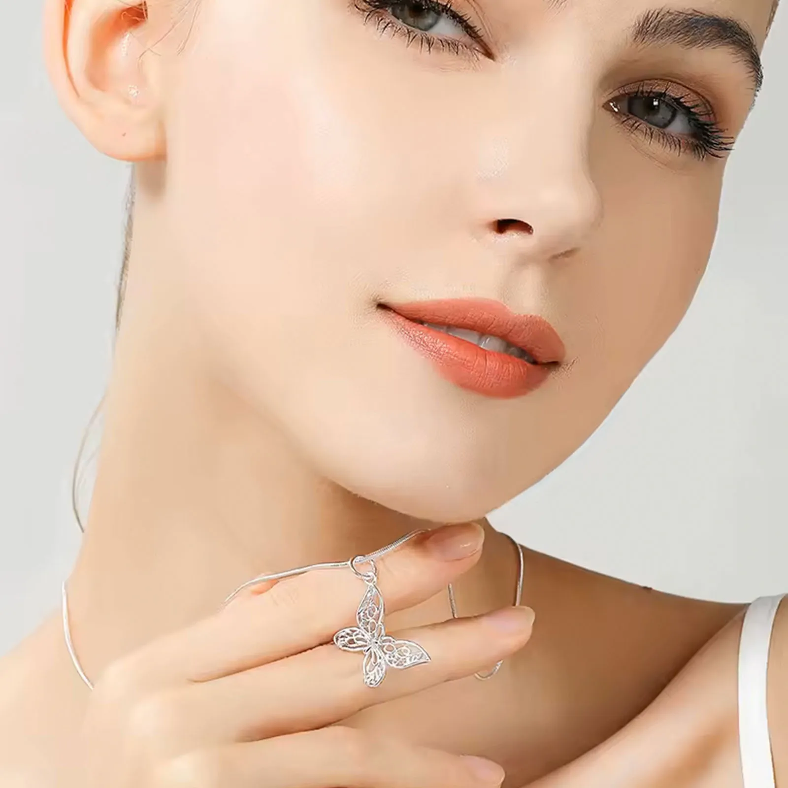 925 فضة فراشة قلادة قلادة ثعبان سلسلة للنساء مجوهرات الزفاف الخطوبة