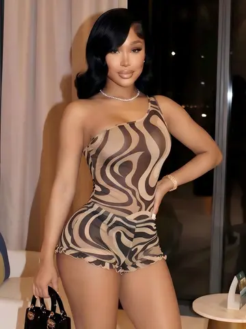 Weird Puss Wavy Pattern Print 2 Piece Set Woman Skew Collar Backless Tank Tops+Ruffles Edge Design Mini Shorts Sexy Fashion Suit