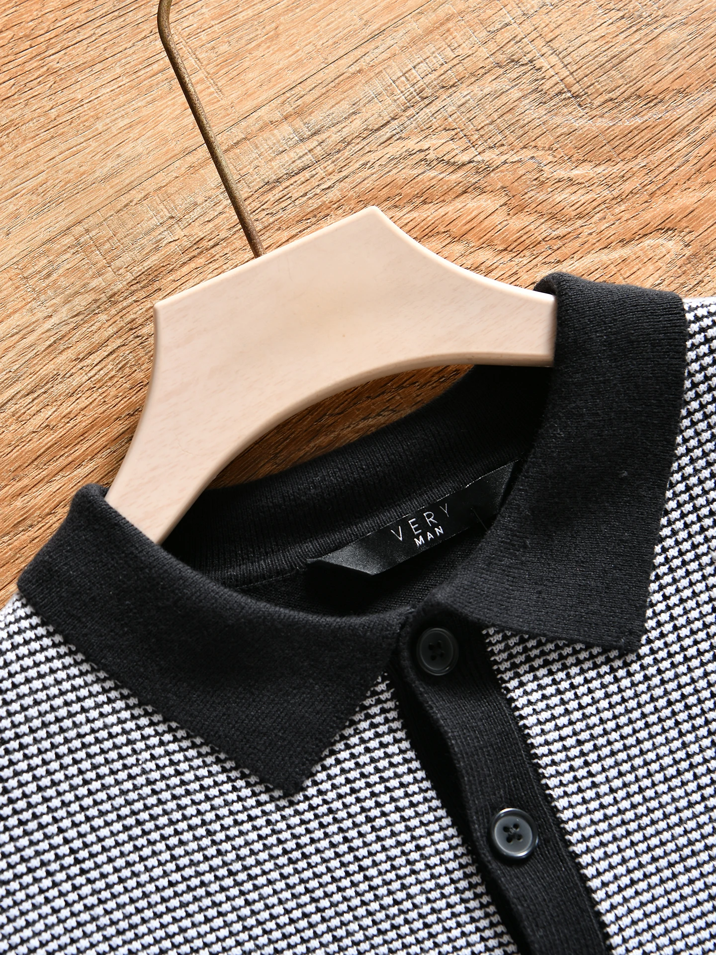 Men's Business Casual Knitted Long Sleeve T-shirt Autumn Winter Standard Fit Breathable Cotton Youth Trend Button Detail