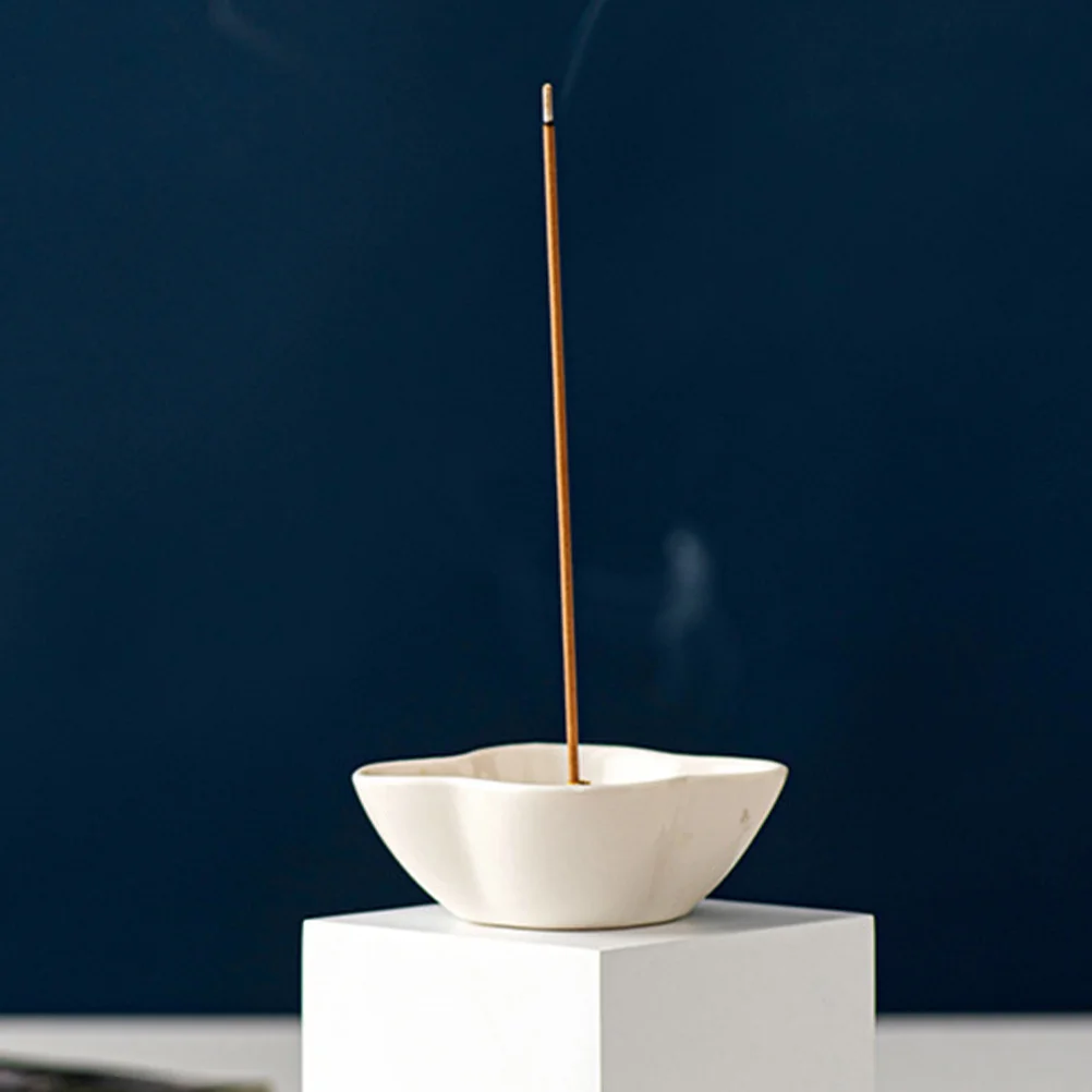 

Four-Petal Ceramic Incense Stick Burner Decorative Incense Plate Compact Design Perfect for Bedroom Study Office Table Relaxing