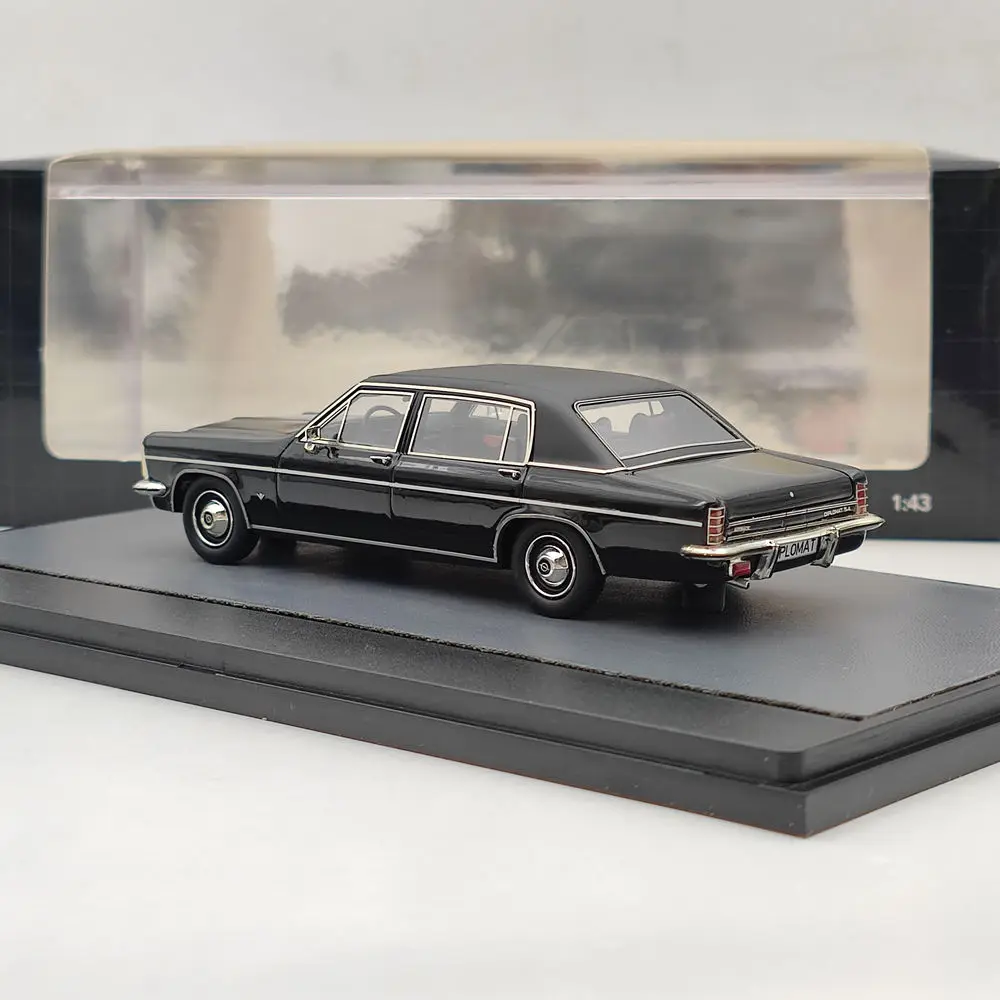 MATRIX-MODELS 1/43 for Opel Diplomat B Lang Vogt 1974 black MX11502-061 Resin Model Car Limited Collection Auto Toys Gift