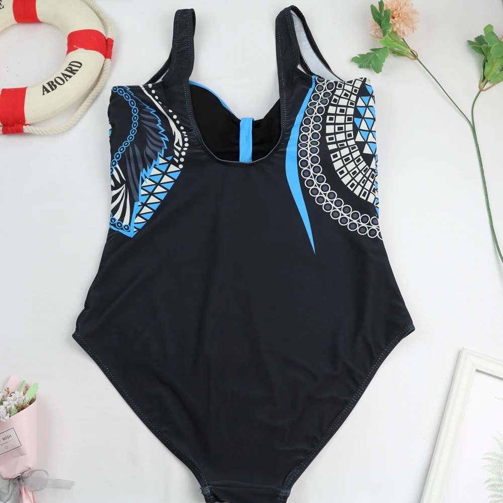 Plus Size One Piece Swimsuit 2025 Vintage Retro Swimwear Women Swimsuit Bathing Suit Beachwear Monokini Female Swimming Suits