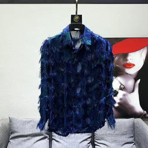 2025 Primavera y novedad de verano, camisa con borlas a la moda, diseño de manga larga para hombre, top de nicho, ropa holgada versátil para hombre
