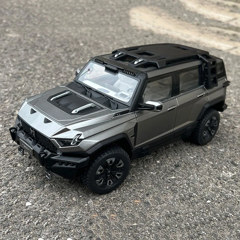 

Diecast Alloy 1:18 Scale 917 M-TERRAIN Off-road Vehicle SUV Model Adult Nostalgia Classic Collection Toy Static Display Souvenir