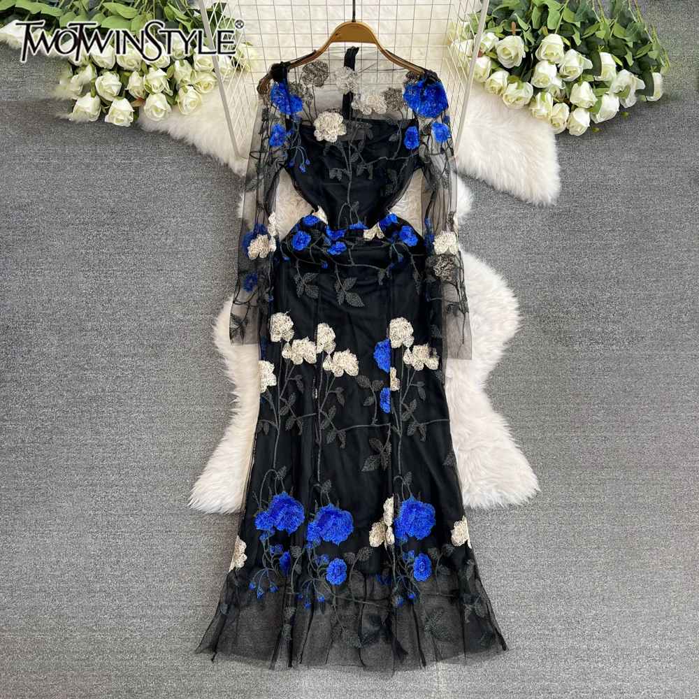 

TWOTWINSTYLE Colorblock Printing Dress For Women Round Neck Long Sleeve High Waist Slimming Dresses Female Fashion New KDR518097