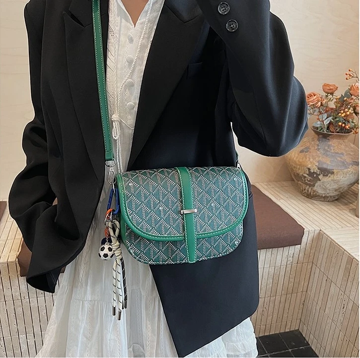 

Элегантная дизайнерская сумка для подгузников для женщин, уникальная винтажная кожаная сумка через плечо с большой вместимостью, минималистичная модная сумка-тоут.