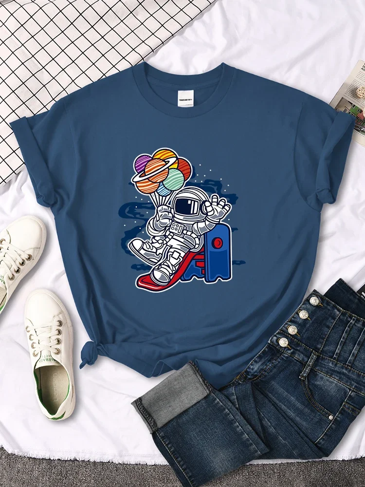 Slide astronauta Kawaii kreskówki Tshirt kobiety Hip Hop lato topy Street Casual krótki rękaw fajne oddychające koszulki damskie