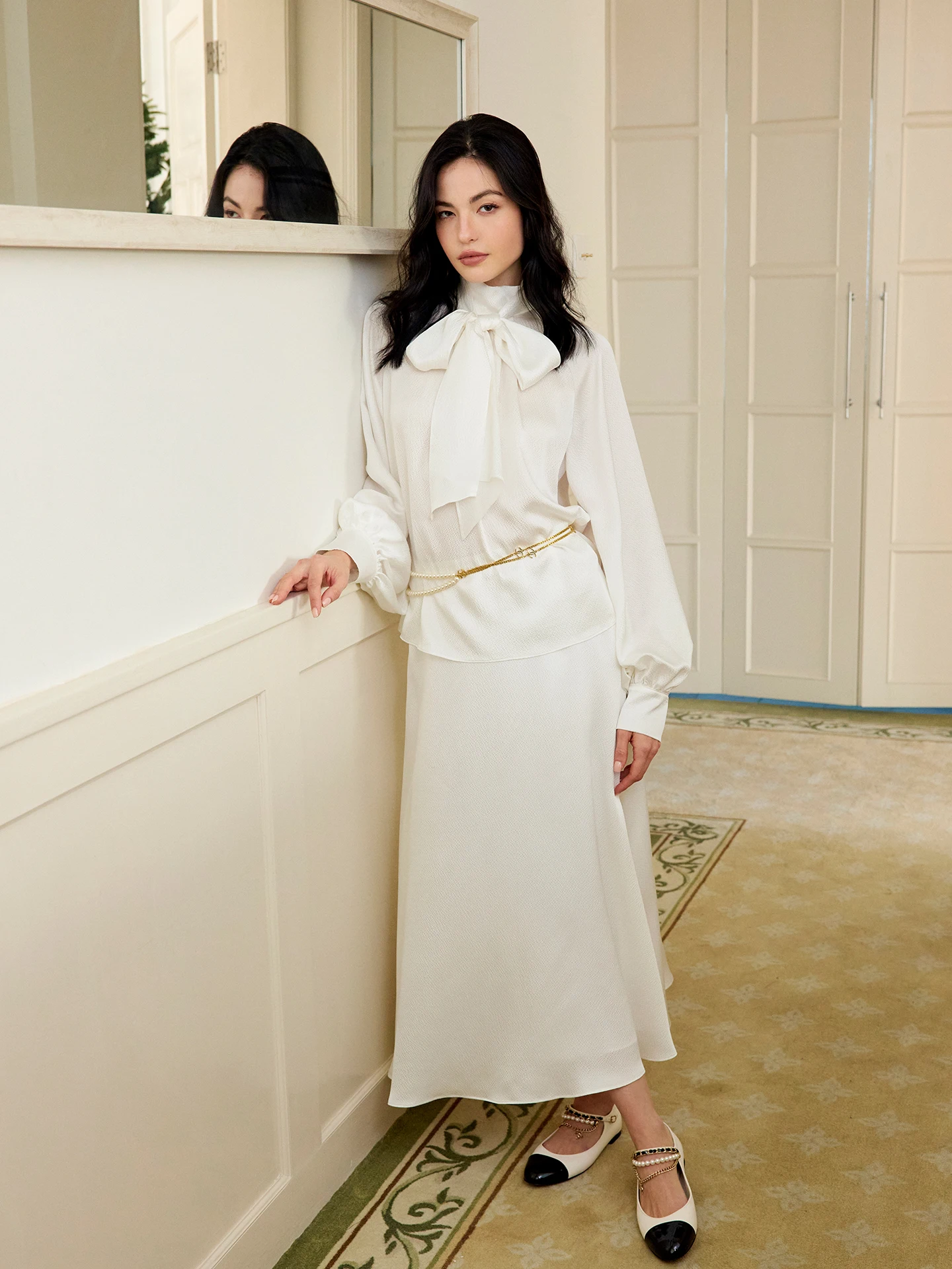 

Ele Pearl Silk irt with Sa And Stand Collar ter Set Daily Romance Women's Faion Spring Collection 2026