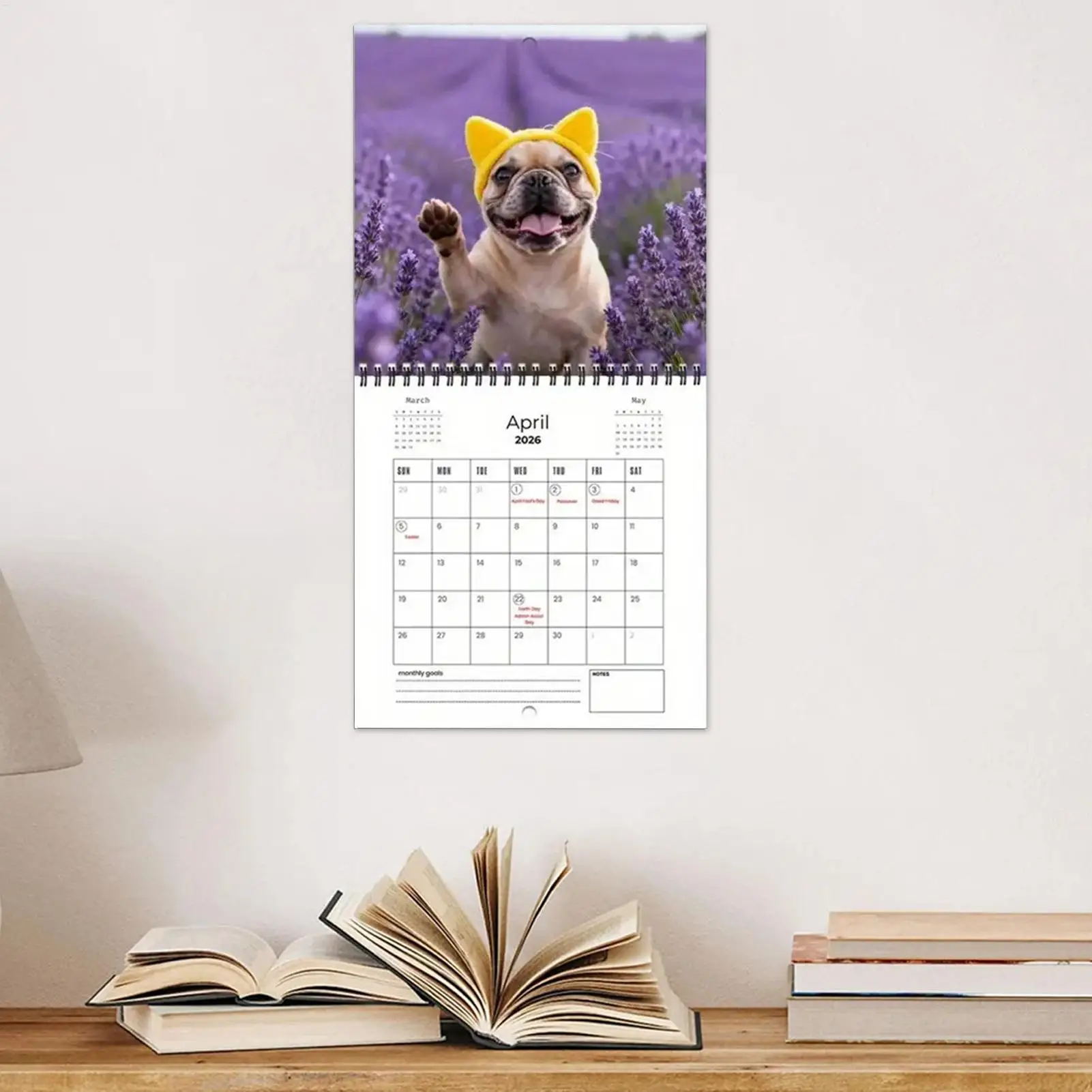 

Календарь французского бульдога на 2026 год. Странный средневековый двусторонний настенный календарь, 12 месяцев, января 2026 года по декабрь 2026 г.