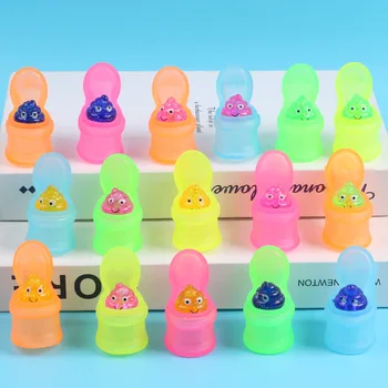 5pcs pccs pinch kawaii לסחוט צעצועים כיף דחק יצירתי חידוש שרותים טואלט טואלט להקל על לחץ צעצועים רכים