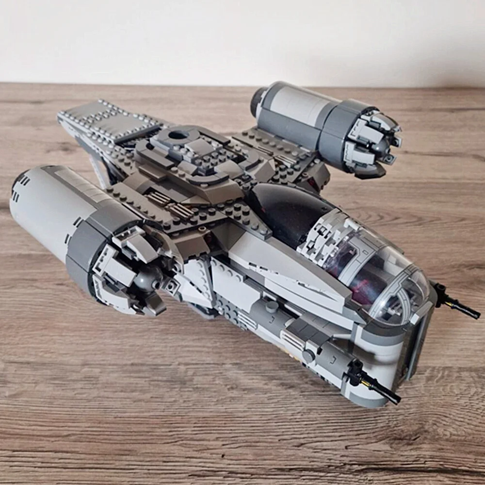 Galaxy-Razors MOC-StarFighters 宇宙船戦闘船クレスト戦闘機-航空機モデルビルディングブロックレンガおもちゃギフト