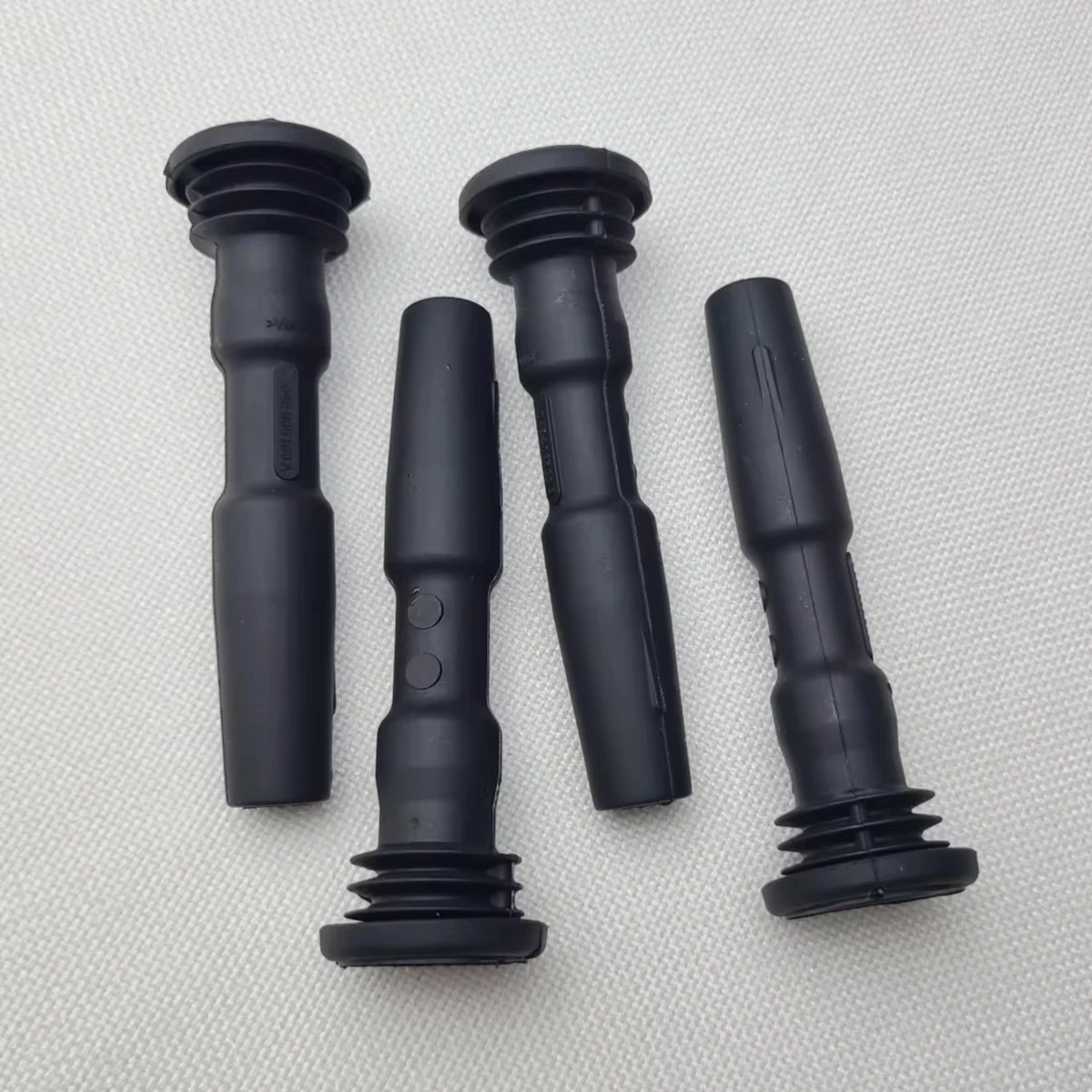 4PCS IGNITION COIL RUBBER BOOTS WITH SPRING FOR AUDI A3 Q3 SKODA OCTAVIA VW GOLF VII POLO SEAT (2011-) 1.2 1.4 1.5T 04E905199A H