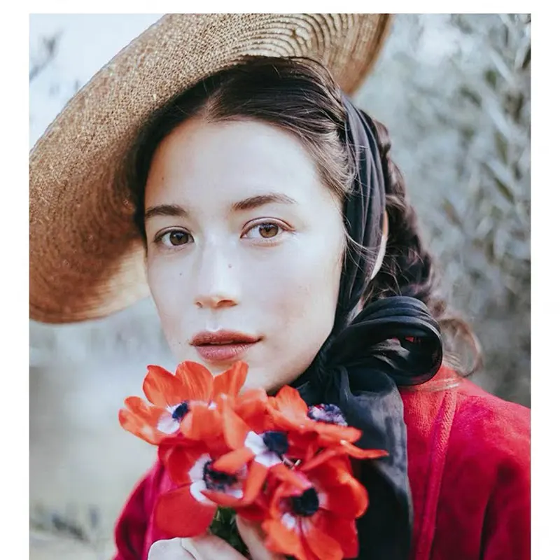 New One Piece French Elegant Strap Natural Straw Fadora Hat For Woman Summer Vintage Photo Runway Vacation Hat With Black Ribbon