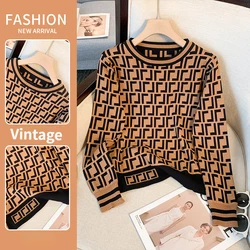 Fashion Women Vintage Plaid Jacquard Sweater Long Sleeve Jumpers Knitwear Autumn Winter Pullovers High Quality Knitted Sweaters