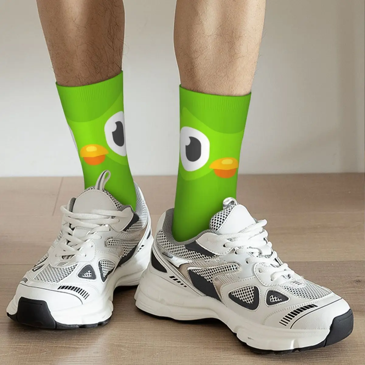 Retro Duolingo Face Basketball Socks Cartoon Polyester Middle Tube Socks for Unisex