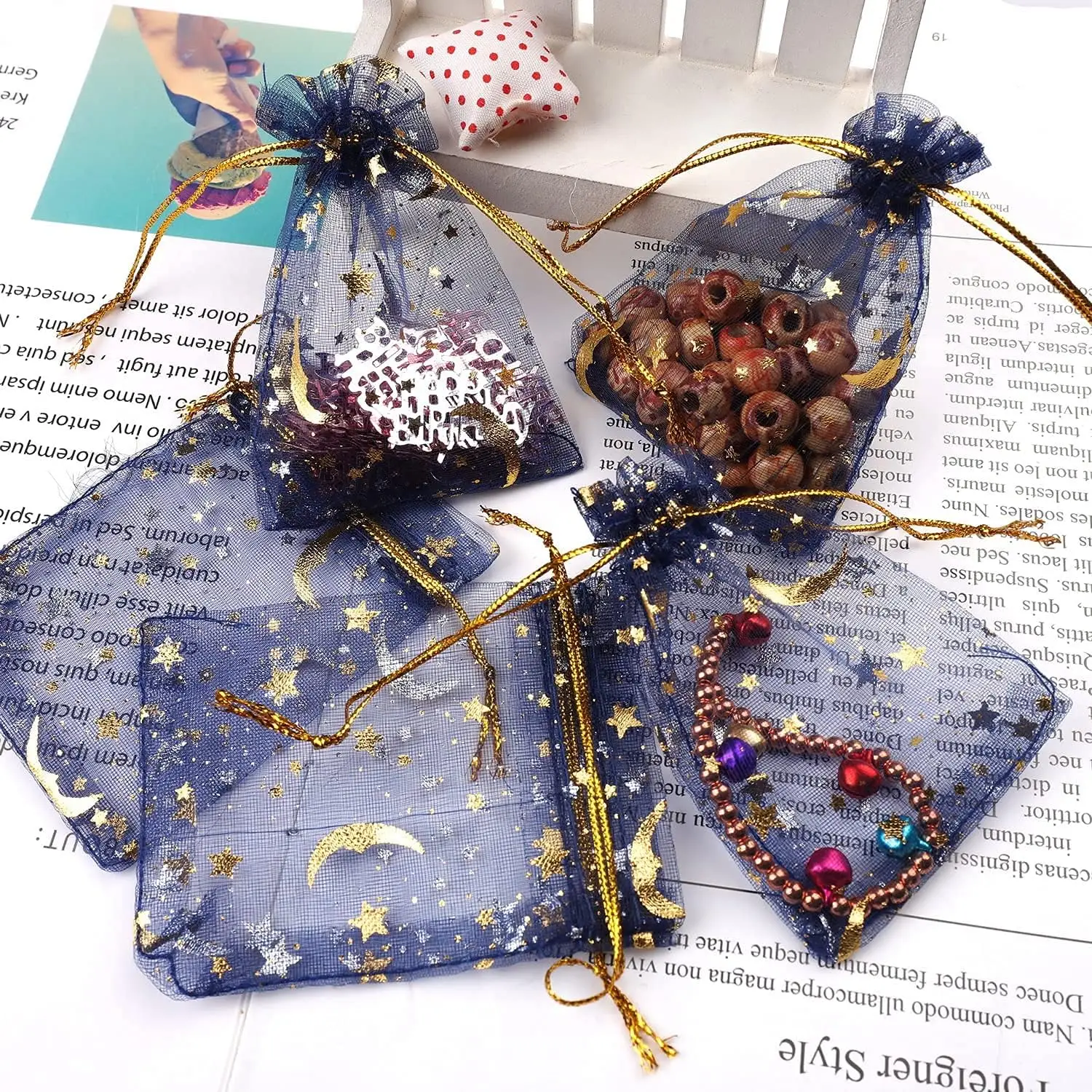 100 Stück 7x9cm Mond-Stern Organza Schmuck- und Süßigkeitentaschen Marineblaue Organza-Beutel Kleine Geschenktaschen mit Kordelzug – Detail 4