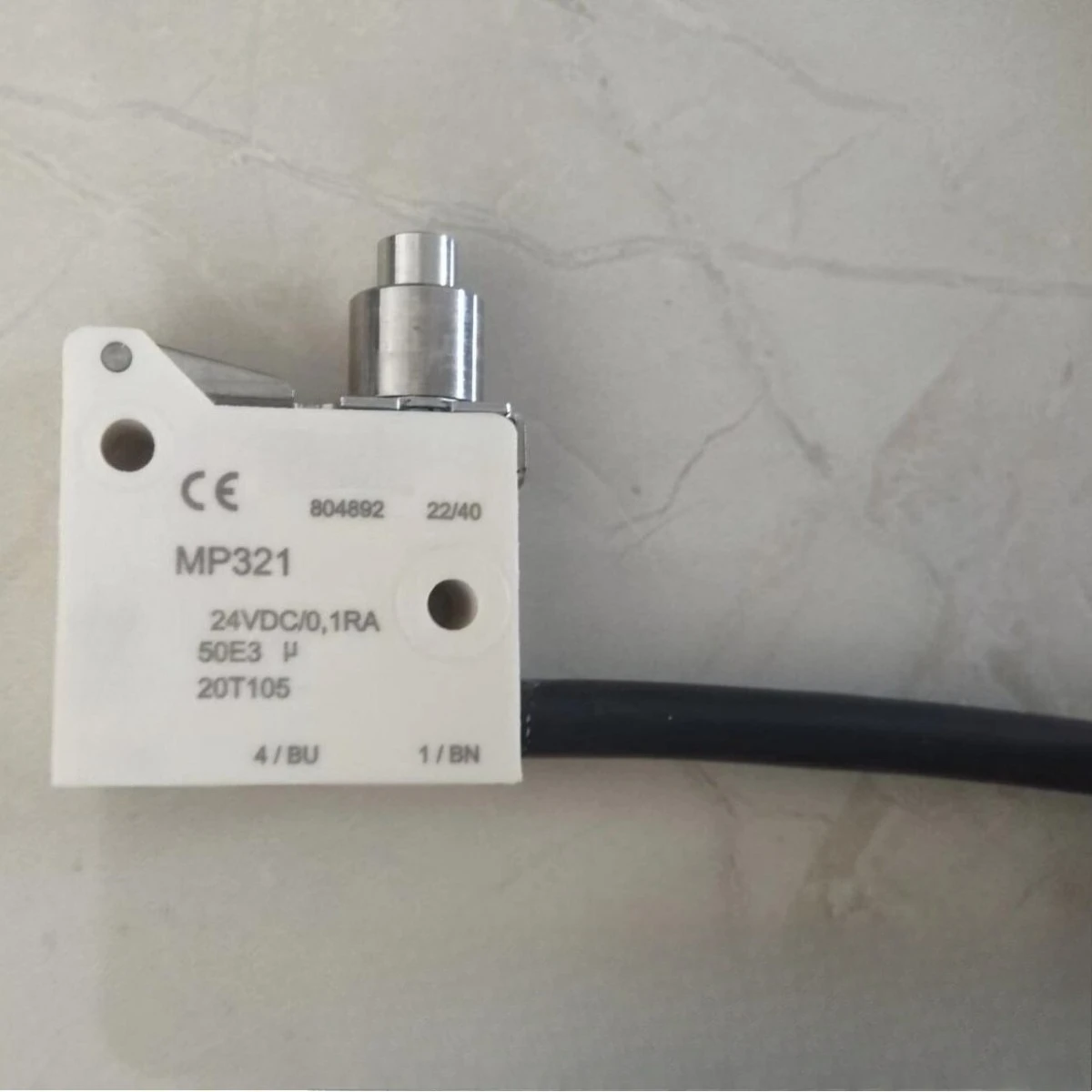Micro switch MP321-1MS27/375/100 PVC with 1 meter long cable