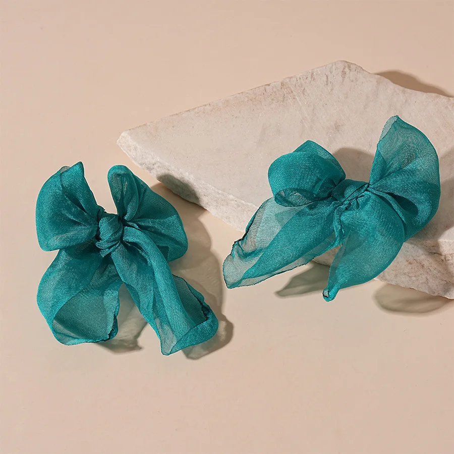 Hand-woven lace bow, stud earrings, elegant, simple and versatile temperament, high-grade early spring earrings for women