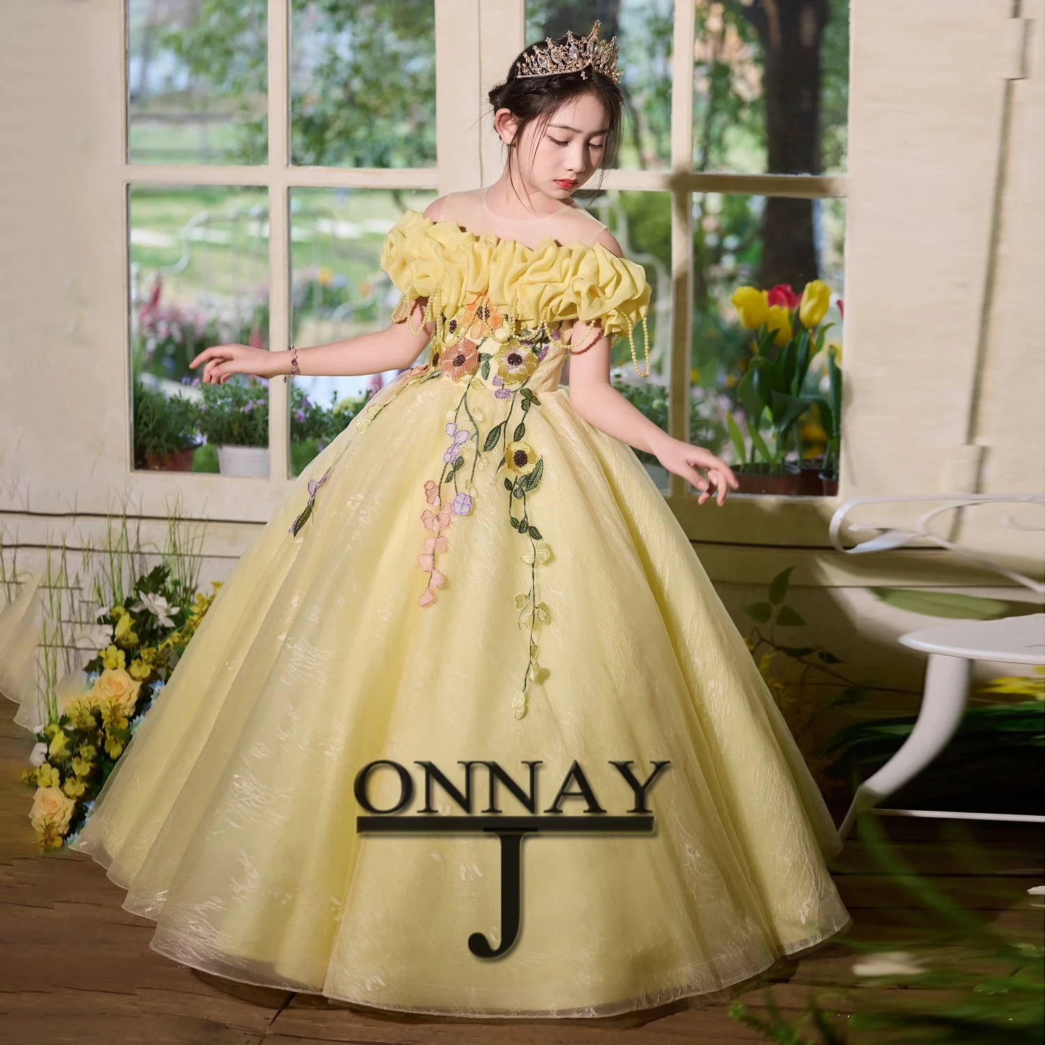 

Customized Yellow Puffy Flower Girl Dress for Baby Birthday Pageant Communion Robe De Demoiselle for Kids Wholesale Drop Ship