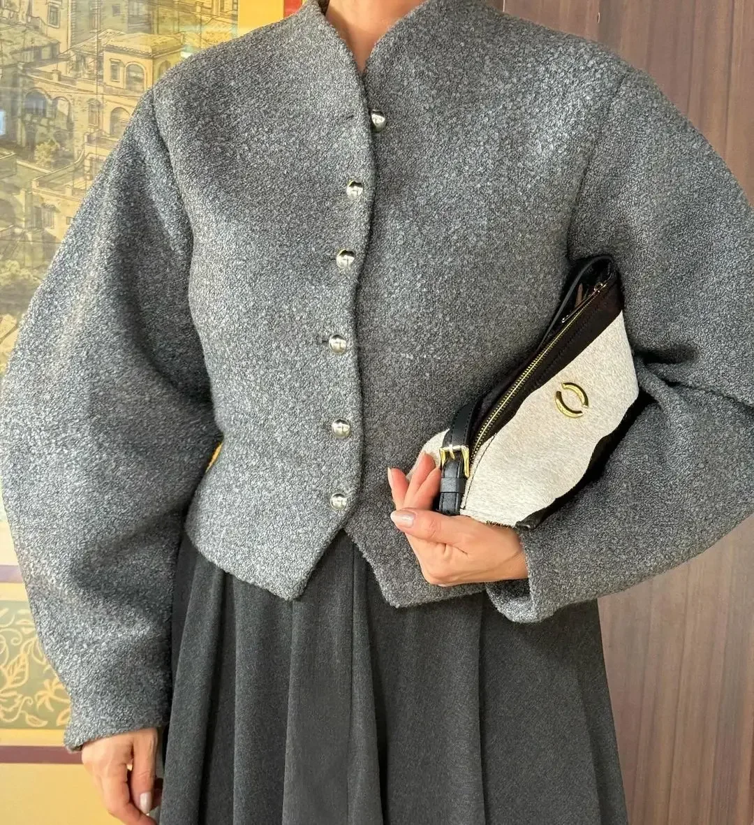 Giacca in lana tinta unita bordeaux Colletto alla coreana Chiusura con bottoni Capispalla lunghi da donna allentati 2025 Top da donna per pendolari di strada alla moda autunnale