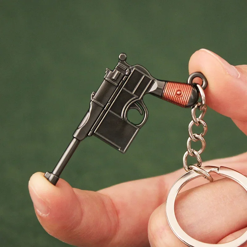 5cm PUBG5CM Mini Pistol M4A4 Weapon Model CS GO M762 M1896 P911 Metal Keychain Alloy Keychain Fan collection static display