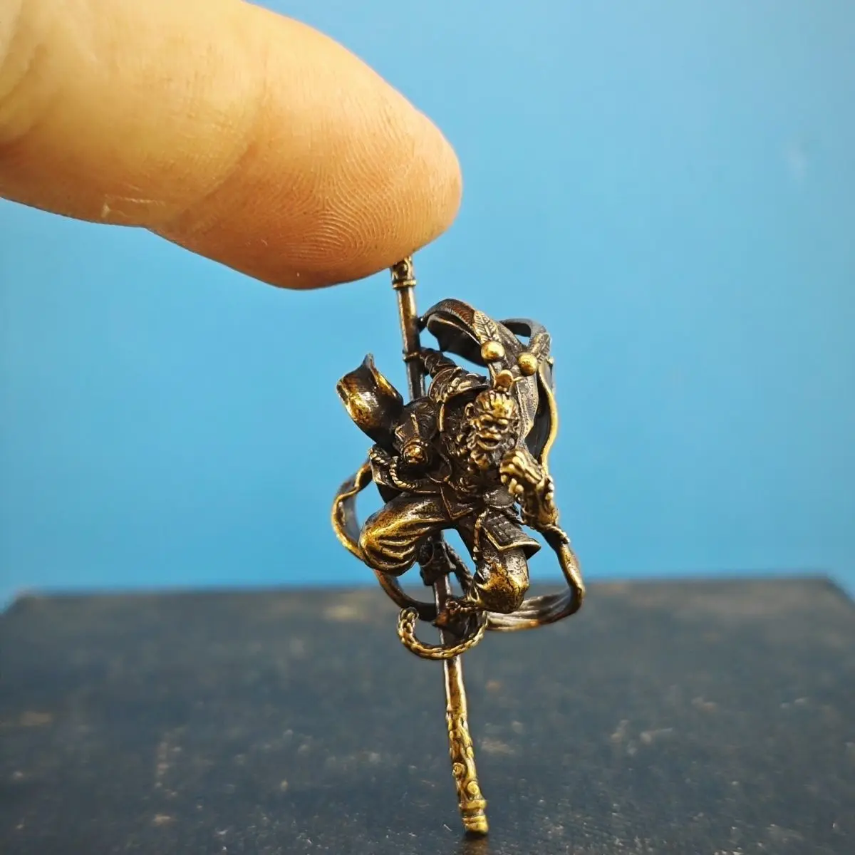 Brass Chibi Mountain and Odd Stone Aquascape Ornament for Fish Tank, Miniature DIY Scene of the Game Wukong (Sun Wukong)