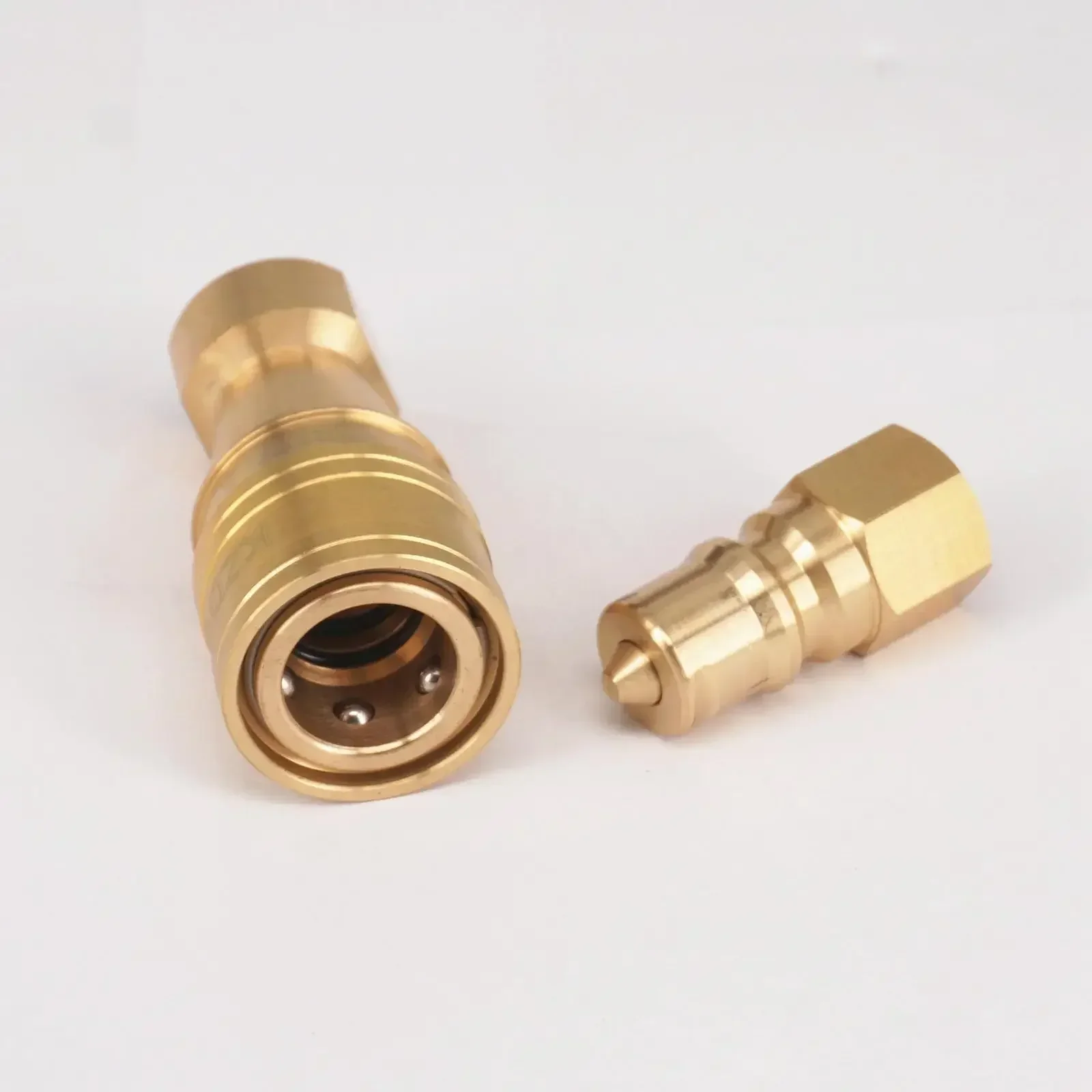 High Pressure 1/8" 1/4" 3/8" 1/2" BSPT/Metric Female Hydraulic Brass Quick Disconnect Couplers Truck Mount Portable Carpet Clean