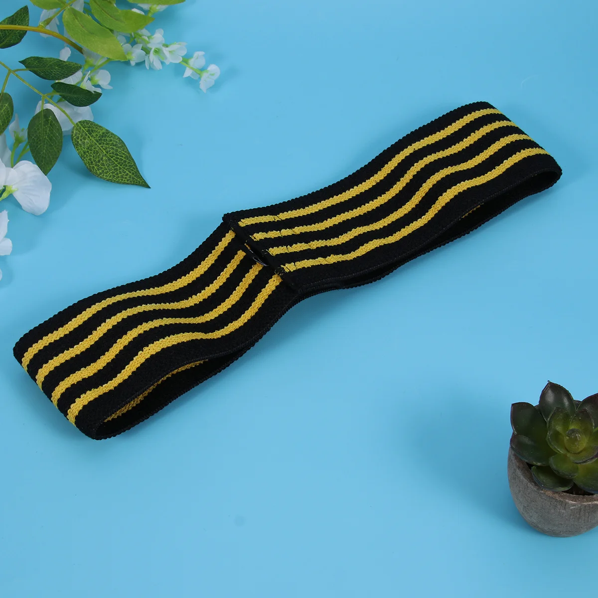 

Resistance Hip Band Elastic Loop Bands Size M Yellow Latex Fabric for Home Gym Fitness Workout Glutes Legs Therapy