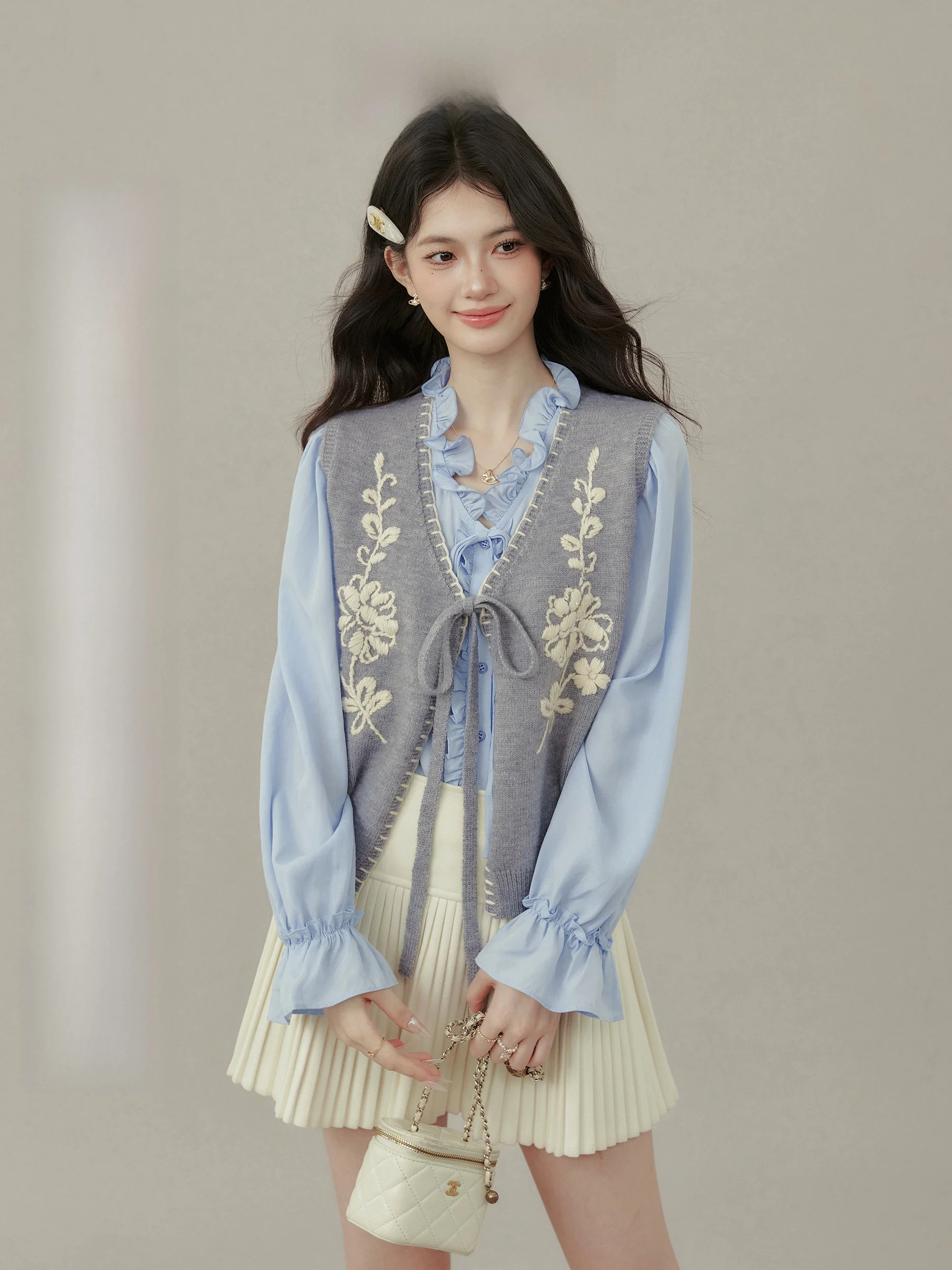 

Универсальный вязаный жилет с вышивкой, осенняя верхняя одежда с V-образным вырезом для женщин больших размеров, зимний элемент для многослойных образов, для повседневной носки