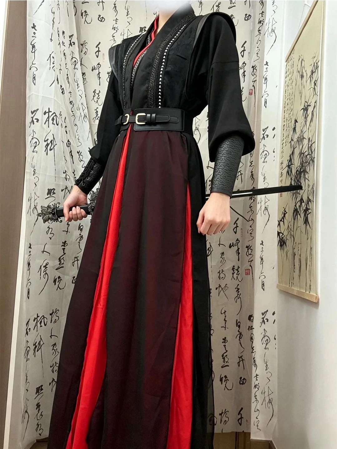 Black Red Versatile Youthful Cosplay Costume Martial Artist Style Ancient Chinese Fashion Hanfu Suitable for Comic Conventions