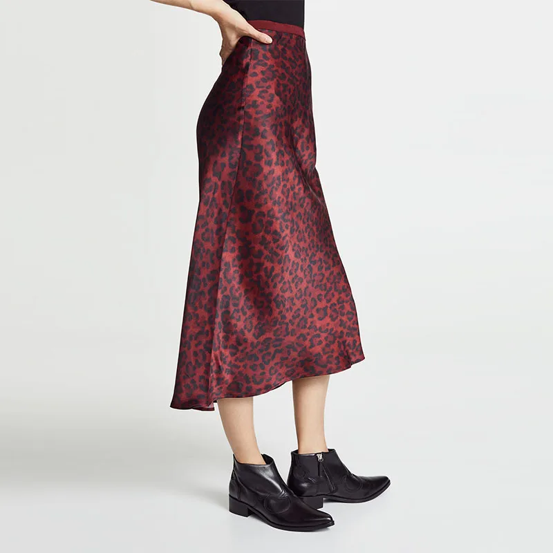 

Новая юбка-миди А-силуэта с завышенной талией, стройнящая, с леопардовым принтом, из атласа и шифона, в винтажном стиле, из полиэфирного волокна, 2025 год