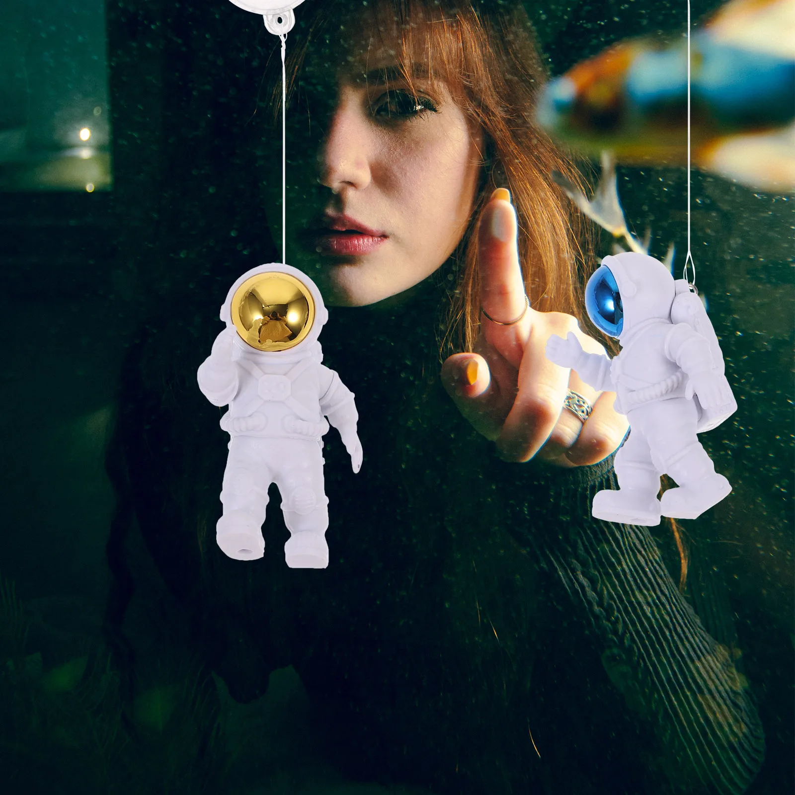 

2Pcs Floating Spaceman Resin Aquarium Decor Compact Lightweight Fish Tank Landscape Ornament Floating Astronaut