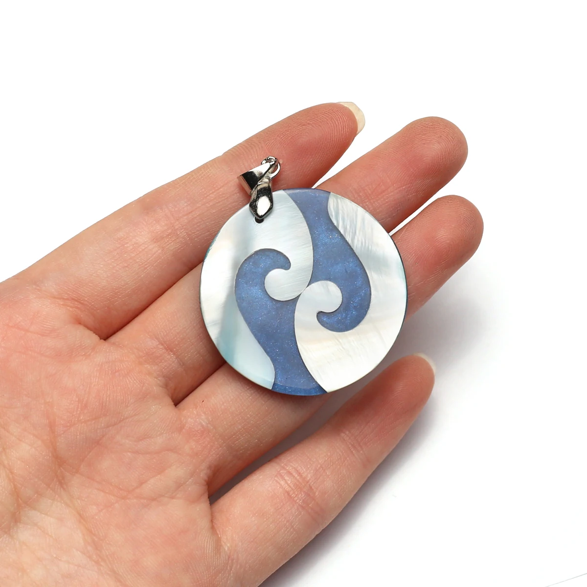 1PC Natural Shell Pendant Splicing Shell Round Shaped Charms for DIY Women Men Necklace Jewelry Making Accessories 35x35mm