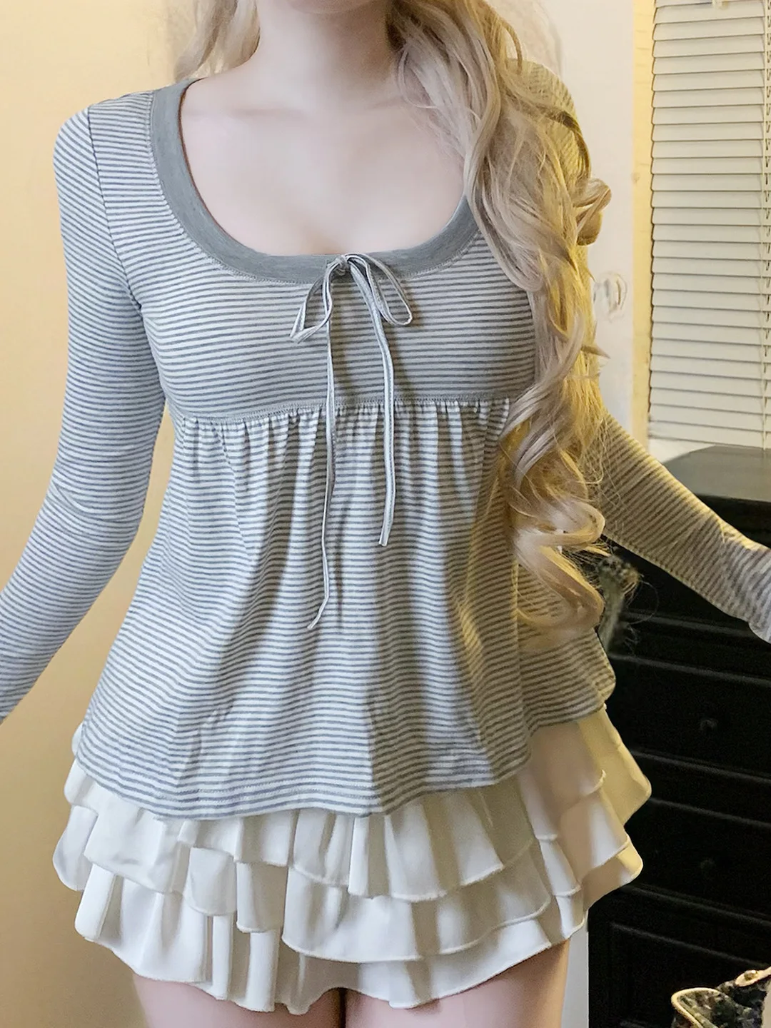 

Gentle Girl Striped Long Sve U-Ne T-irt Women's Slim Fit High Waist Regular Length Autumn Top