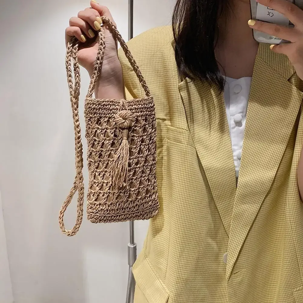 

Rope Woven Sling Bags Vintage Ladies Weaving Bag with Tassels Handmade Mobile Phone Purses Hollow Out Design Mini Crossbody Bags