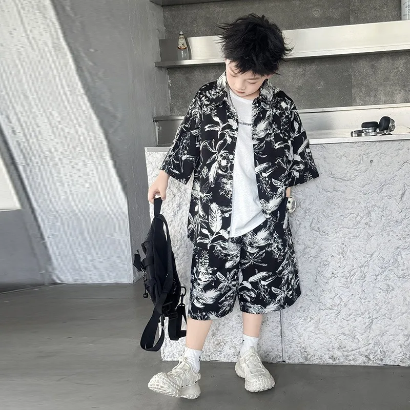 

Boys Short-sleeved Suit Summer Thin Youth Fashion Flower Shirt Shorts Han Fan Casual Two-piece Set