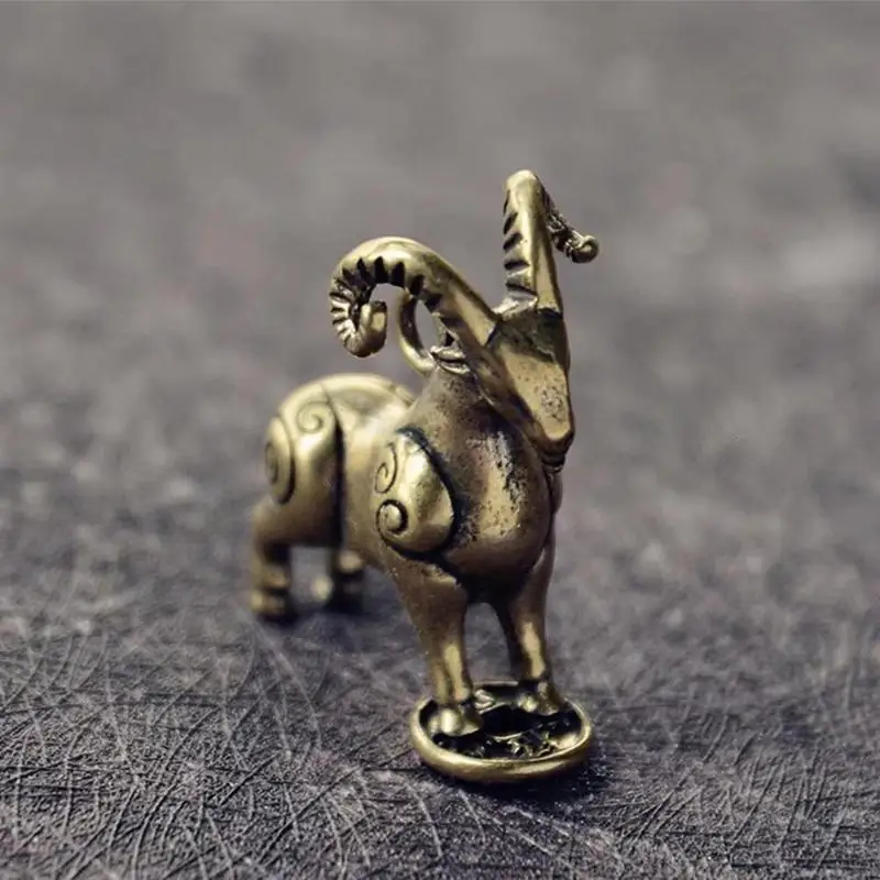 Chinesische Tierkreiszeichen-Ziegenskulptur, Geldschaffendes Glücksschaf, Umweltfreundliche Harz-Tischdekoration, Geschenk für Tierkreiszeichen-Fans – Detail 4