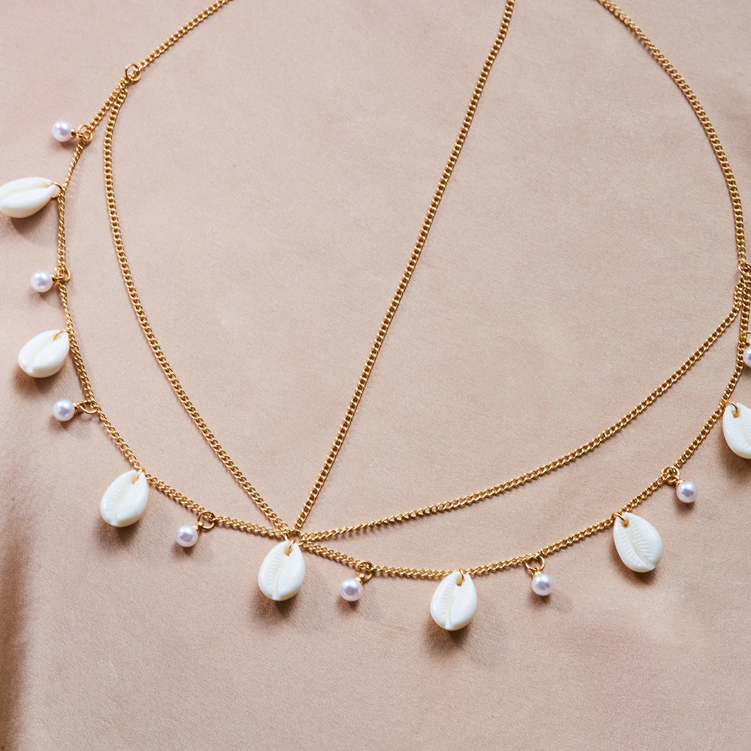 Böhmischer Haarreif mit Muschel-Haarschmuck und Perlenketten-Quasten für Damen – Eleganter Kopfschmuck für Strandurlaub und Geschenke – Detail 5