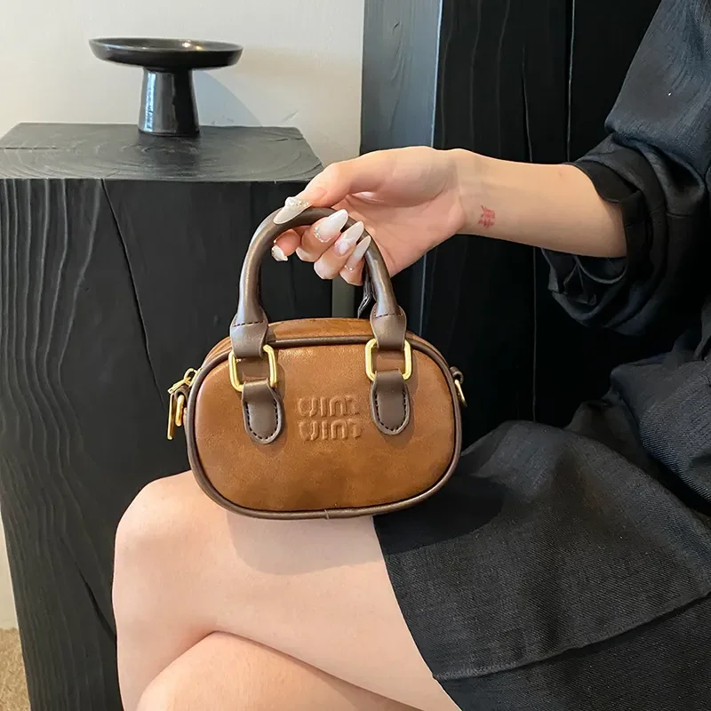 

Bag Mini Designer Bag Vintage 2025 New Womens Bag Simple Fashion Luxury bag Crossbody Bag Trendy Versatile Handheld Small Square Bag