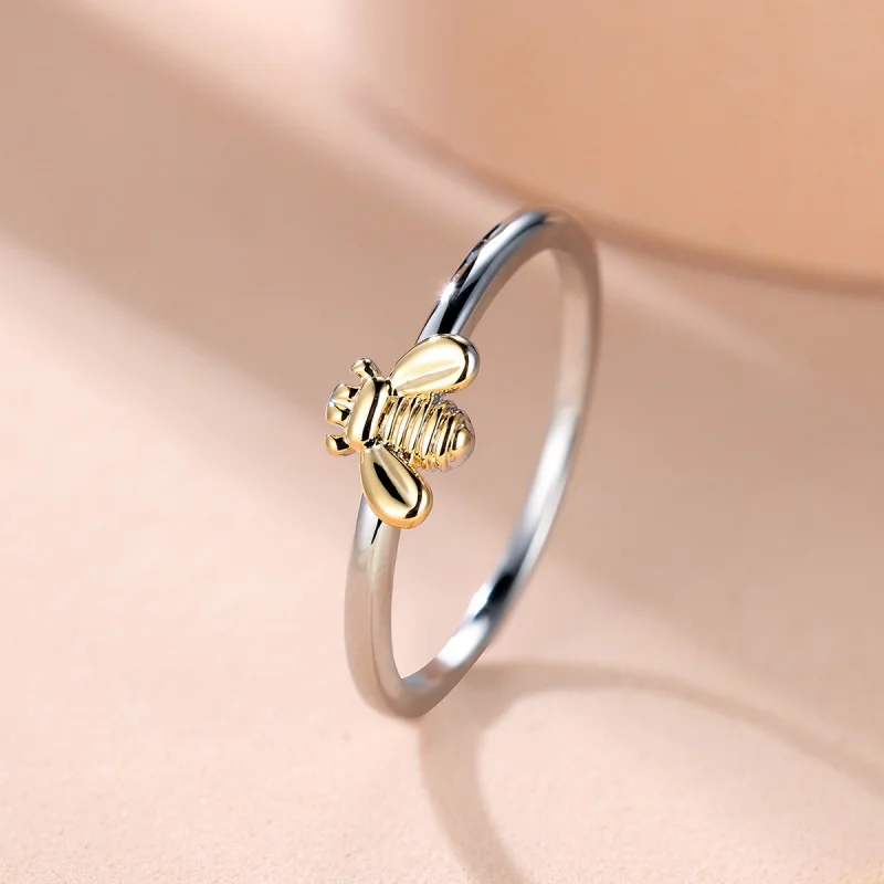 2026 New European and American New Bee Ring Retro Creative Niche Design Gold Closed-end Jewelry Accessories Wholesale