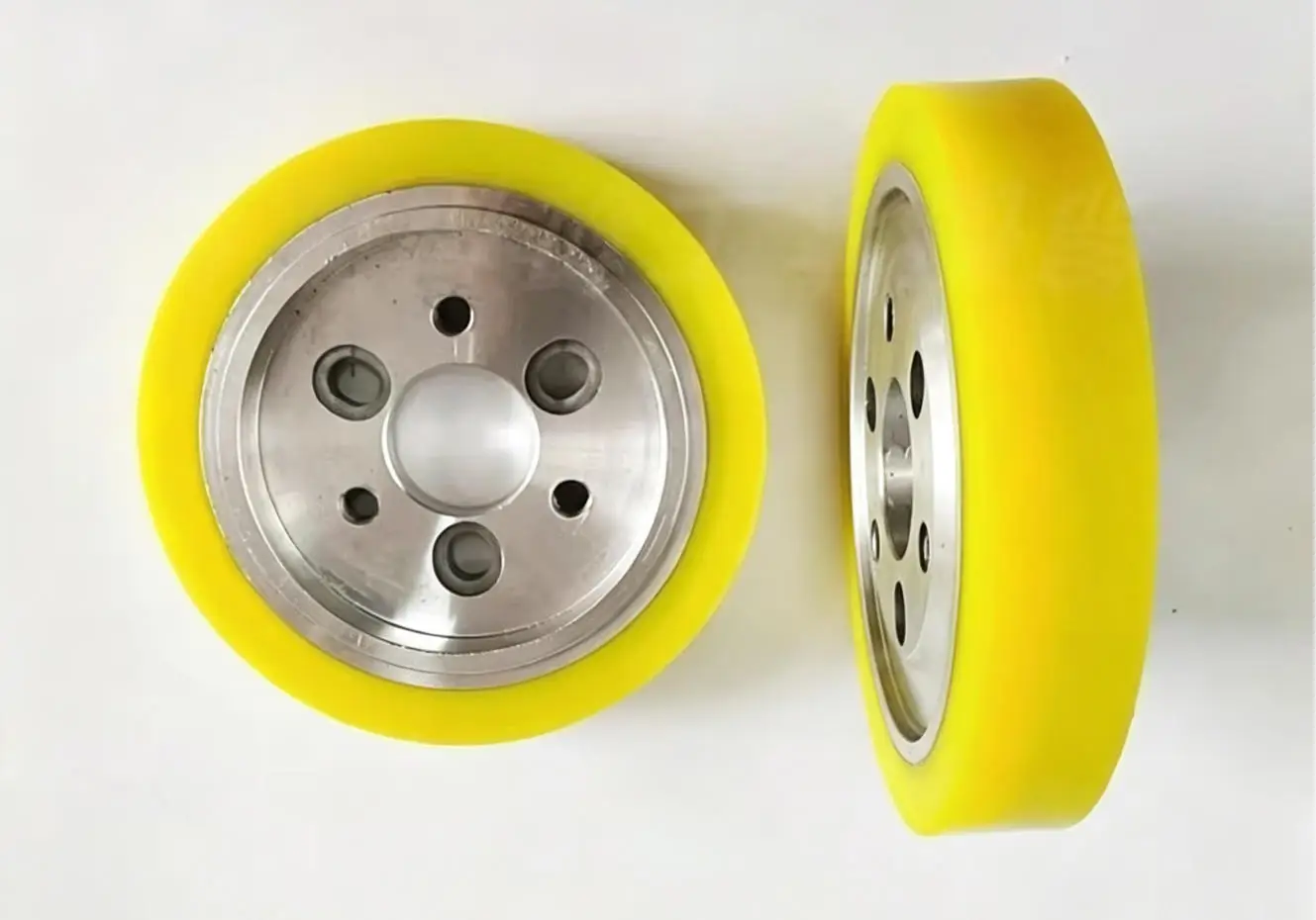 1PC AL Core Four Sides Planer Rubber Wheel Feed Roller Plane Roller Planing Polyurethane Wheel Round Planing Wheels