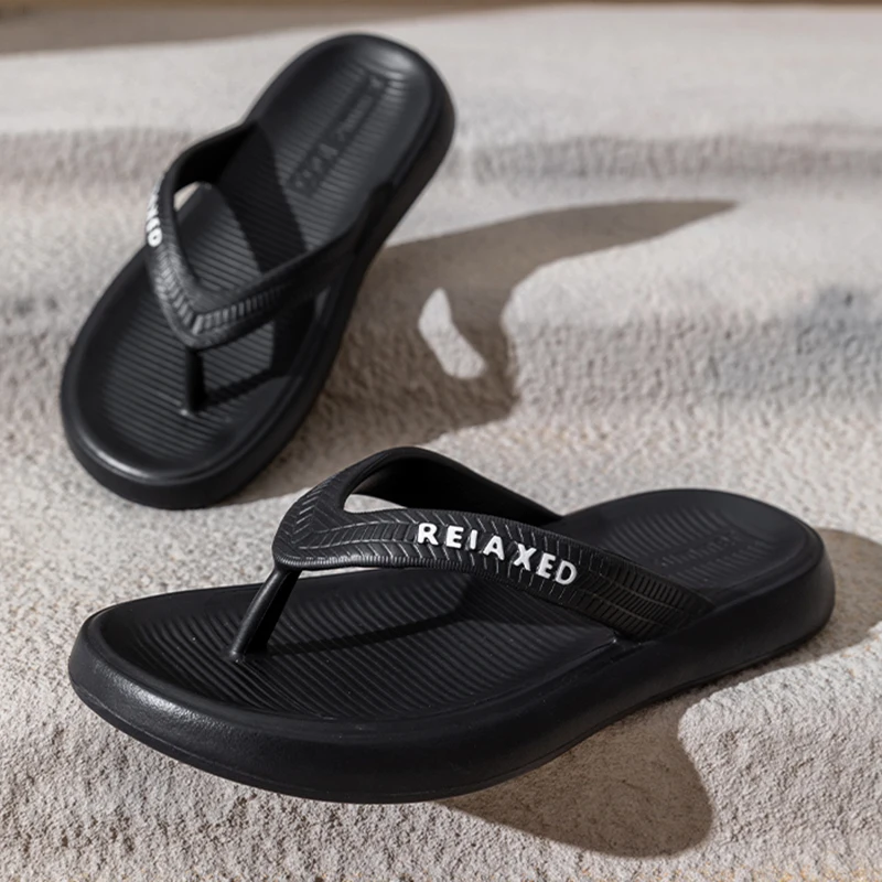 2026 Summer Lightweight Beach Flip Flops Women Indoor Soft Sole Platform Home Slippers Woman Comfort Clip Toe Flat Heel Slides