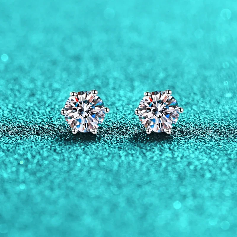 Elegant S925 Sterling Silver 1ct Moissanite Six Prong Stud Earrings with GRA Certificate Fashionable Sparkling Jewelry for Women