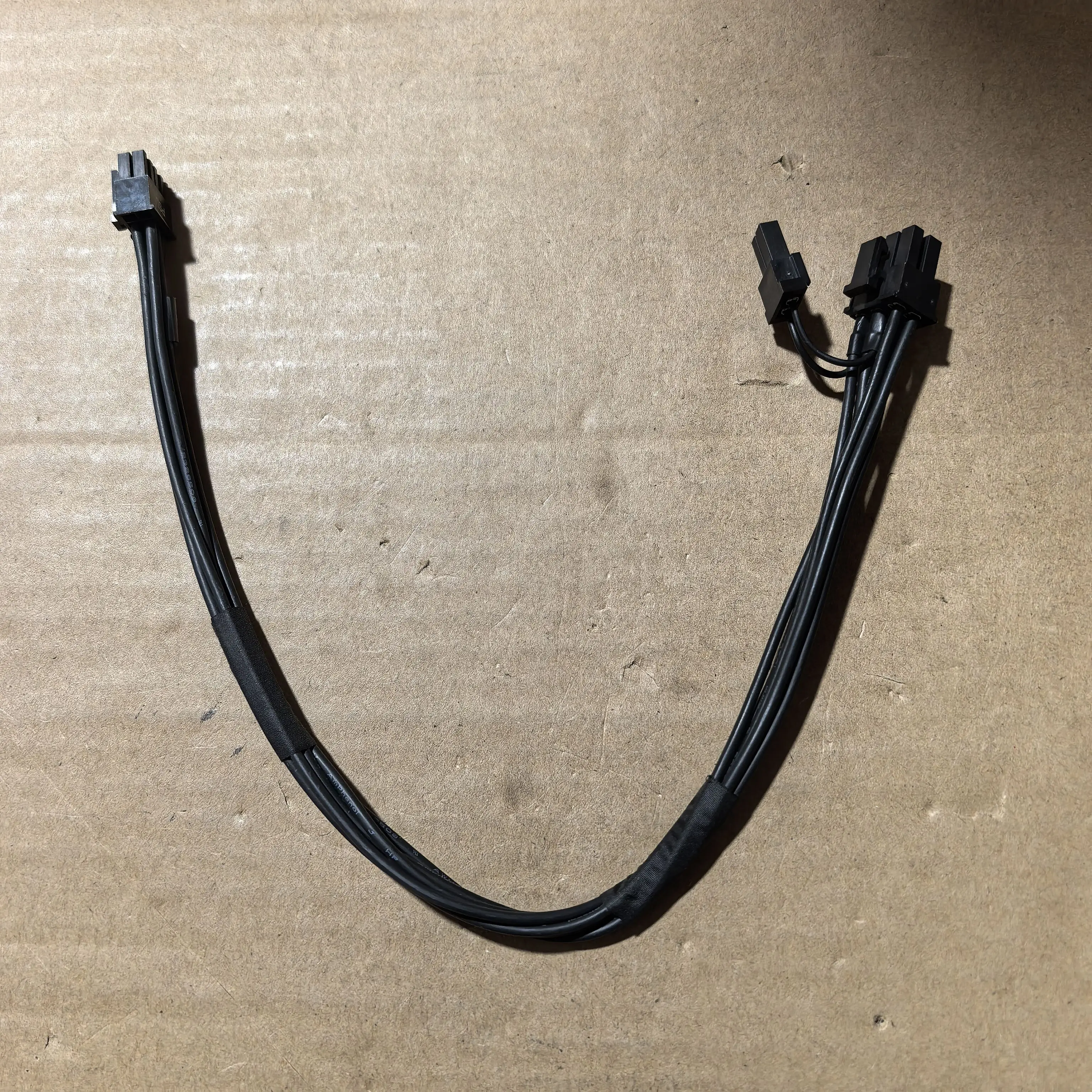 デルプラス-qbt-pro-qct-ect-1250-8pin-gpu電源ケーブル-tk46m用
