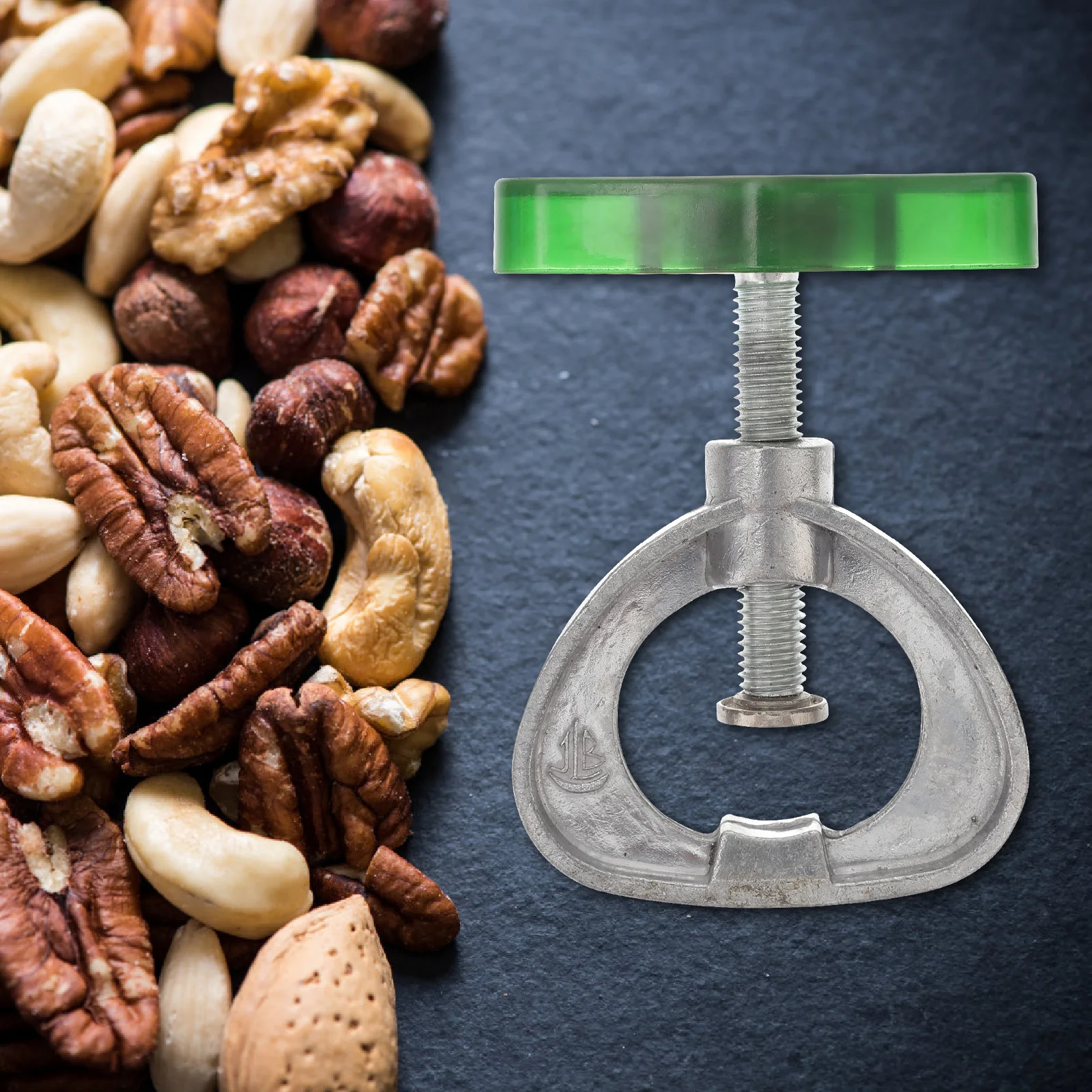 

1pc Nut Opener Multifunctional Nutcracker Small Light Comfortable Strong Opens Hazelnuts Macadamia Walnuts Ideal Gift