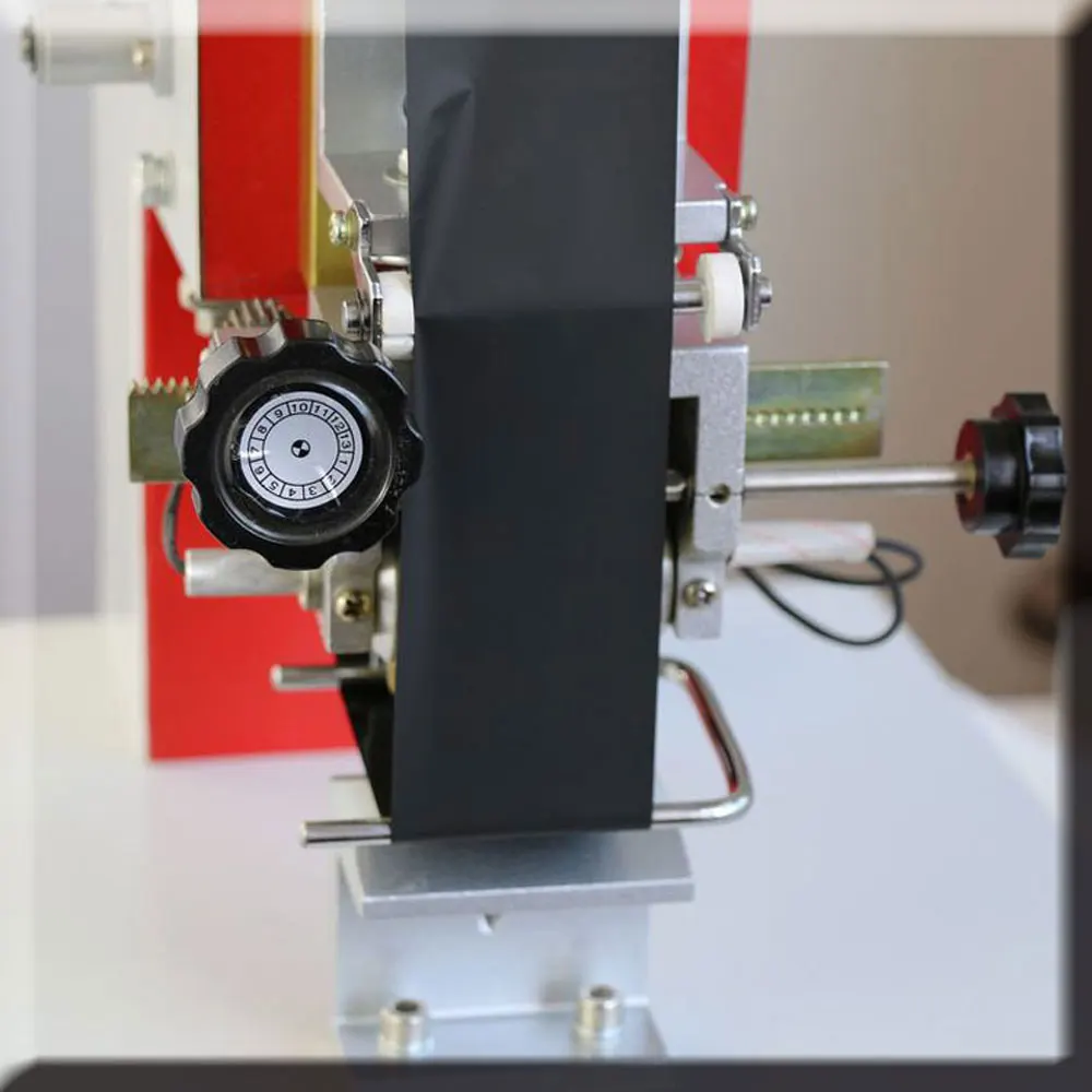 Impresora de inyección de tinta automática portátil, 220V, 60HZ, 60W, máquina de estampación en caliente superior de zapato multifuncional, máquina de codificación eléctrica, novedad de 2025